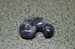 糸魚川産翡翠　勾玉　21mm