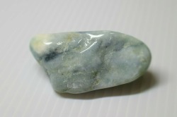 糸魚川産　翡翠原石　