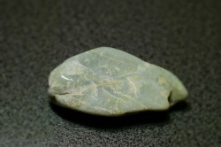 糸魚川産　翡翠原石　