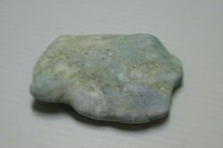 糸魚川産　翡翠原石