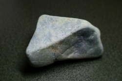 糸魚川産　翡翠原石