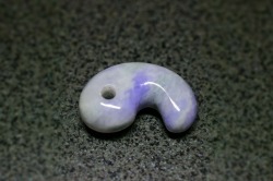 糸魚川産翡翠　勾玉　21mm