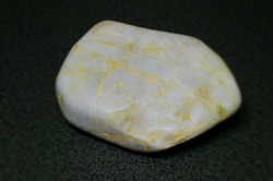 糸魚川産　海石