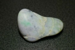 糸魚川産　翡翠原石