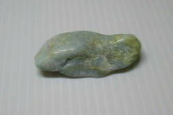 糸魚川産　翡翠原石