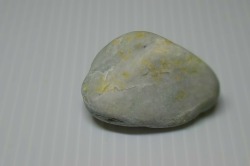 糸魚川産　翡翠原石　