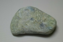 糸魚川産　翡翠原石