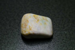 糸魚川産　海石