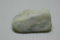 糸魚川産　翡翠原石　