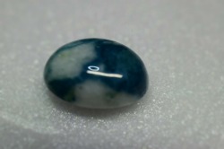糸魚川産　翡翠　ルース