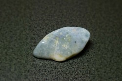 糸魚川産　翡翠原石