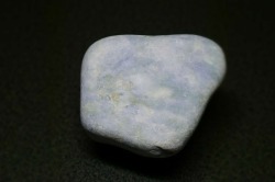 糸魚川産　翡翠原石