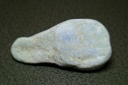 糸魚川産　翡翠原石
