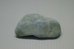 糸魚川産　翡翠原石