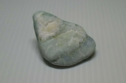 糸魚川産　翡翠原石