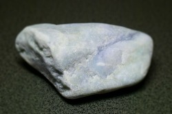 糸魚川産　翡翠原石