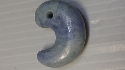 糸魚川産　勾玉　37mm