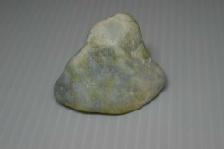 糸魚川産　翡翠原石　