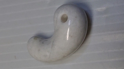 糸魚川産　勾玉 36mm