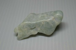糸魚川産　翡翠原石　
