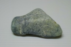 糸魚川産　翡翠原石