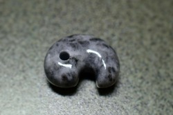 糸魚川産翡翠　勾玉　22mm