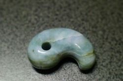 糸魚川産翡翠　勾玉　31mm