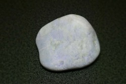 糸魚川産　翡翠原石