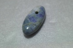 糸魚川産翡翠　大珠　