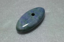 糸魚川産翡翠　大珠　38mm