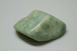 糸魚川産　翡翠原石　