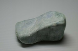 糸魚川産　翡翠原石