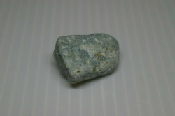 糸魚川産　翡翠原石