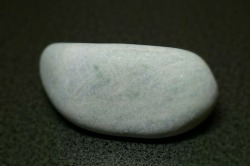 糸魚川産　翡翠原石