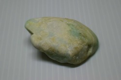 糸魚川産　翡翠原石