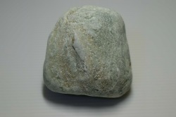 糸魚川産　翡翠原石