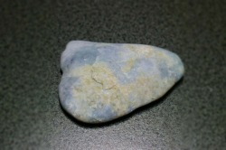 糸魚川産　翡翠原石