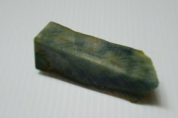糸魚川産　翡翠原石