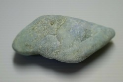 糸魚川産　翡翠原石