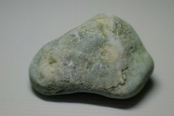 糸魚川産　翡翠原石