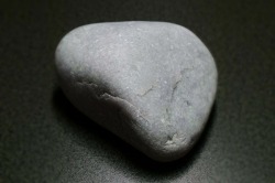糸魚川産　翡翠原石