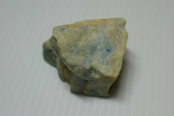 糸魚川産　翡翠原石