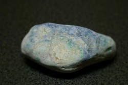 糸魚川産　翡翠原石