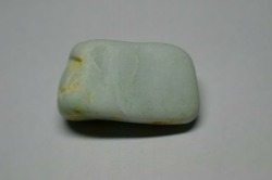 糸魚川産　翡翠原石