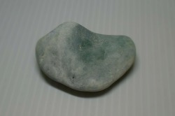 糸魚川産　翡翠原石