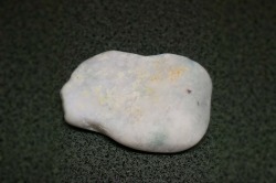 糸魚川産　翡翠原石