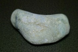 糸魚川産　翡翠原石