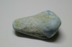 糸魚川産　翡翠原石