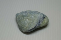 糸魚川産　翡翠原石