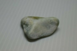 糸魚川産　翡翠原石